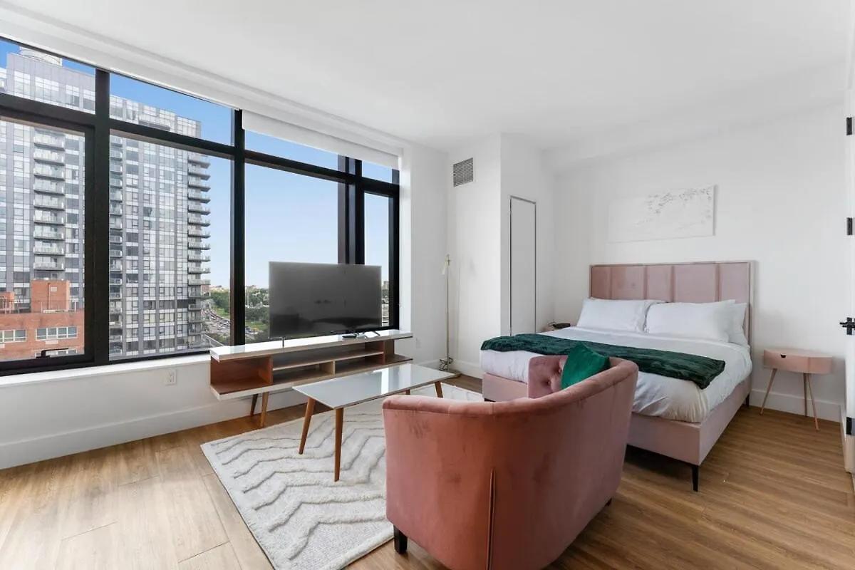 Chic Studio Retreat With Top-Tier Amenities ニューヨーク